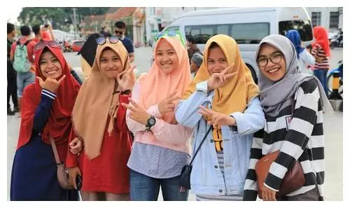 インドネシアの若者