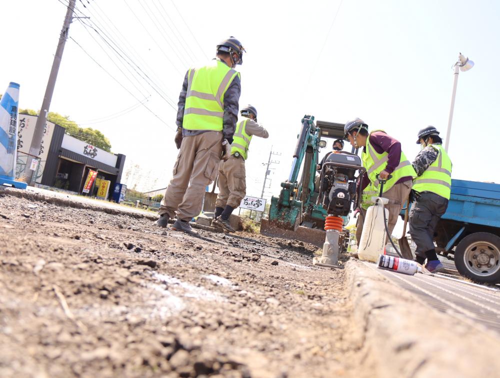 【経歴学歴不問・年間休日124日】土木作業スタッフ